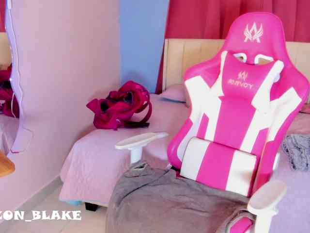 Alizzon-blake Alizzon-blake