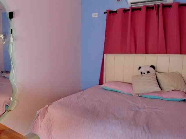 Alizzon-blake Live Webcam on BongaCams