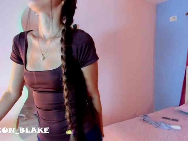 Alizzon-blake Live Webcam on BongaCams