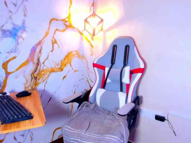 Alizzon-blake webcam