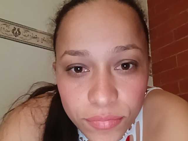 Katiah94 live cam on BongaCams