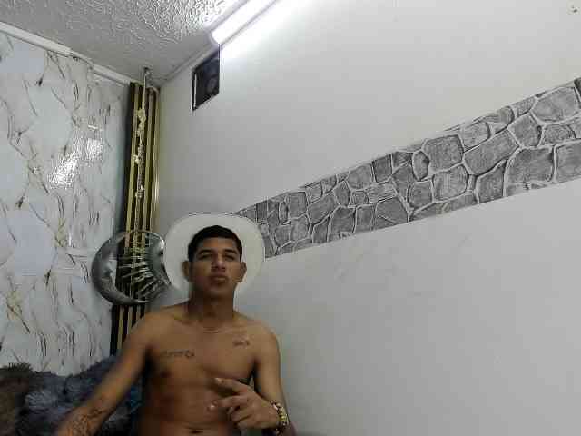 obregon-boyx18 Sex Cam Show