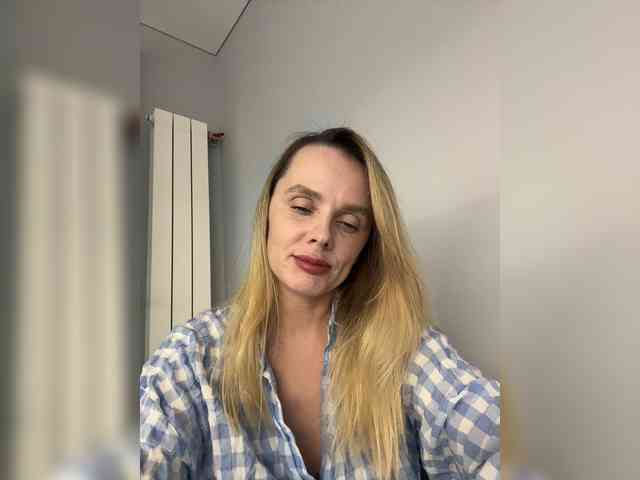Liza85009 webcam
