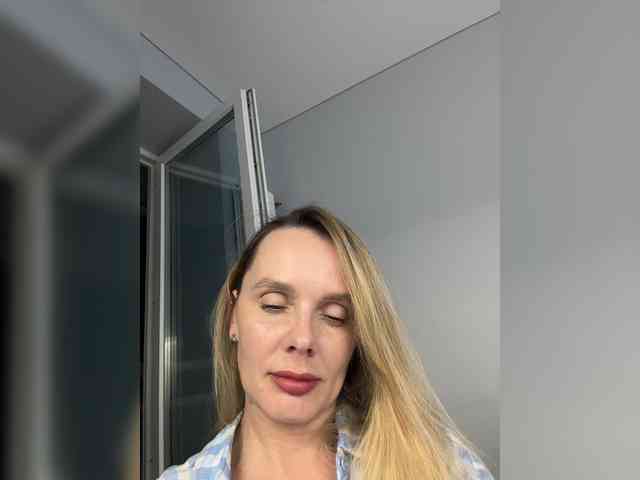 Liza85009 webcam