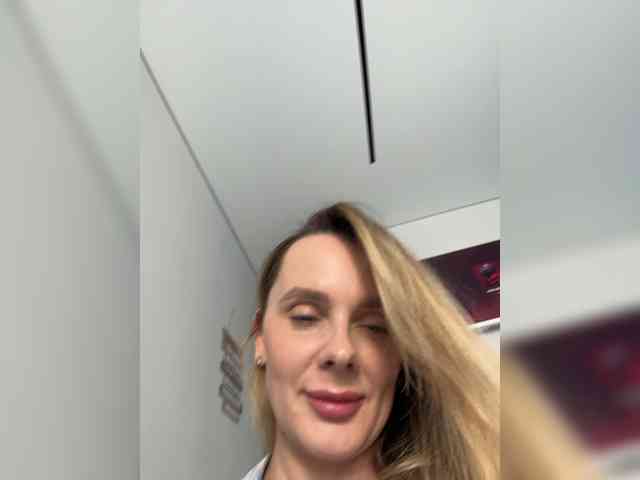 Liza85009 webcam