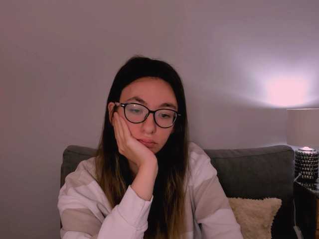 AnnaWonderful live cam on BongaCams