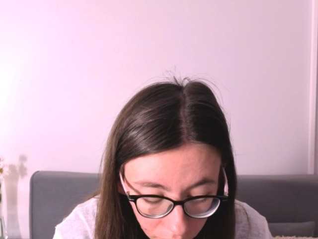 AnnaWonderful live cam on BongaCams