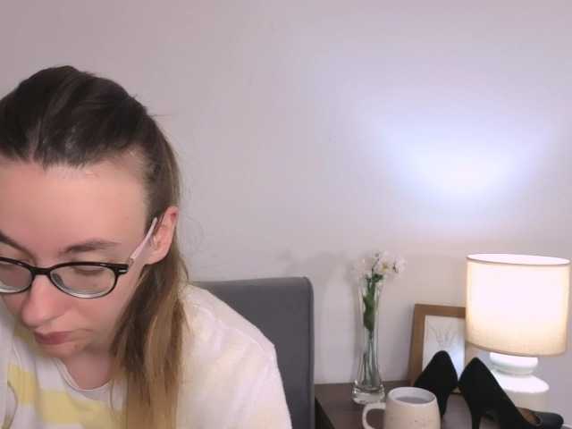 AnnaWonderful live cam on BongaCams