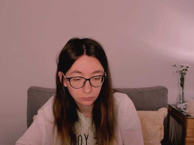 AnnaWonderful live cam on BongaCams