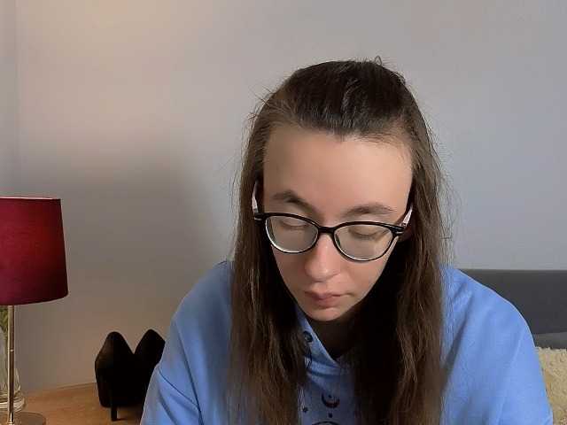 AnnaWonderful live cam on BongaCams