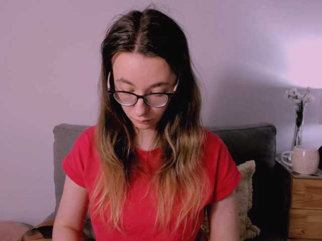 AnnaWonderful live cam on BongaCams