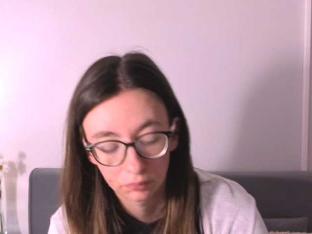 AnnaWonderful live cam on BongaCams