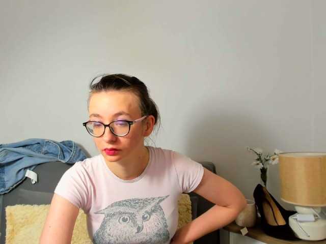 AnnaWonderful live cam on BongaCams