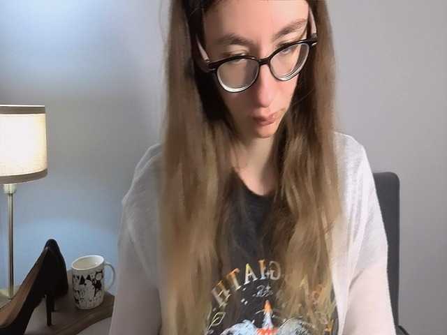 AnnaWonderful live cam on BongaCams