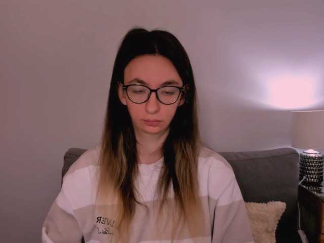 AnnaWonderful live cam on BongaCams
