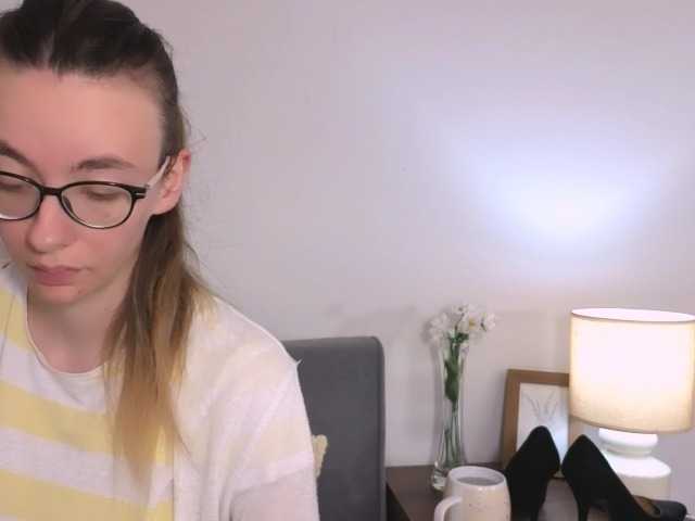 AnnaWonderful live webcam show