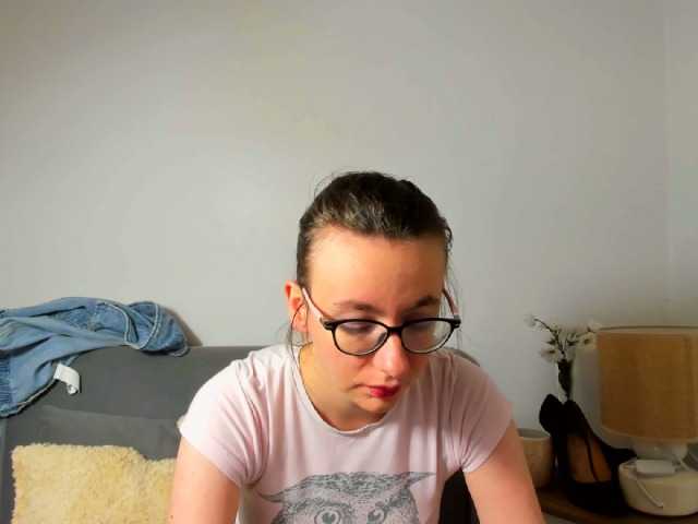 AnnaWonderful live cam on BongaCams