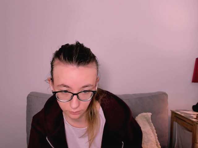 AnnaWonderful live cam on BongaCams