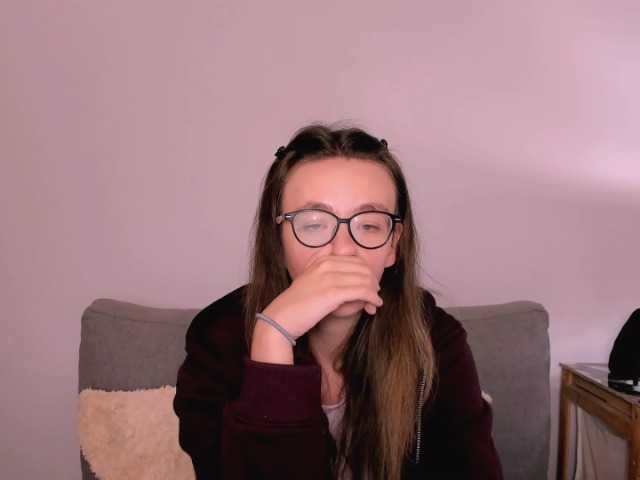 AnnaWonderful live cam on BongaCams