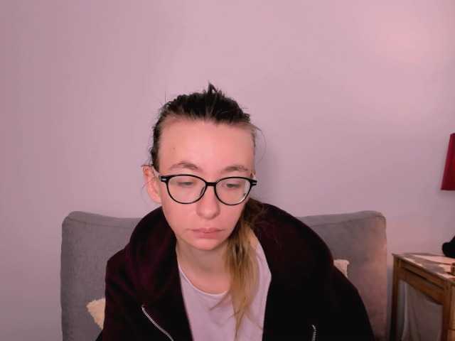 AnnaWonderful live cam on BongaCams