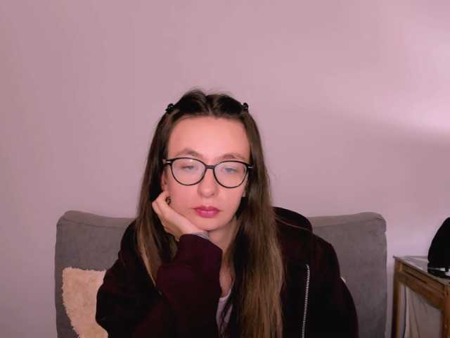 AnnaWonderful live cam on BongaCams
