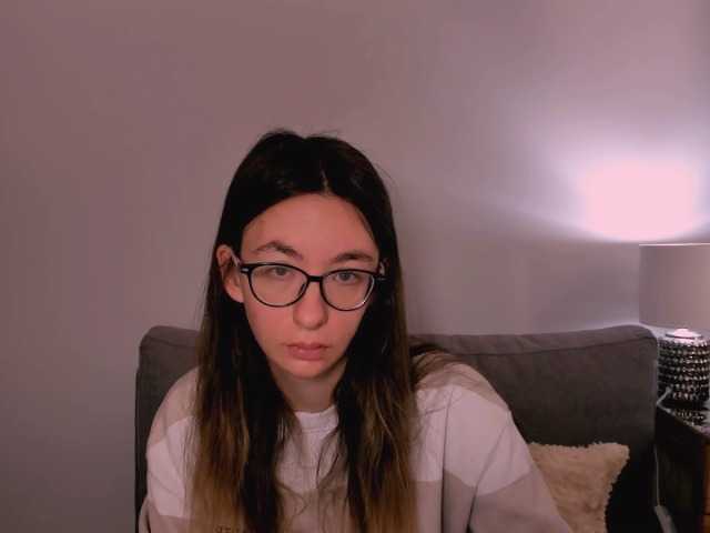 AnnaWonderful live cam on BongaCams