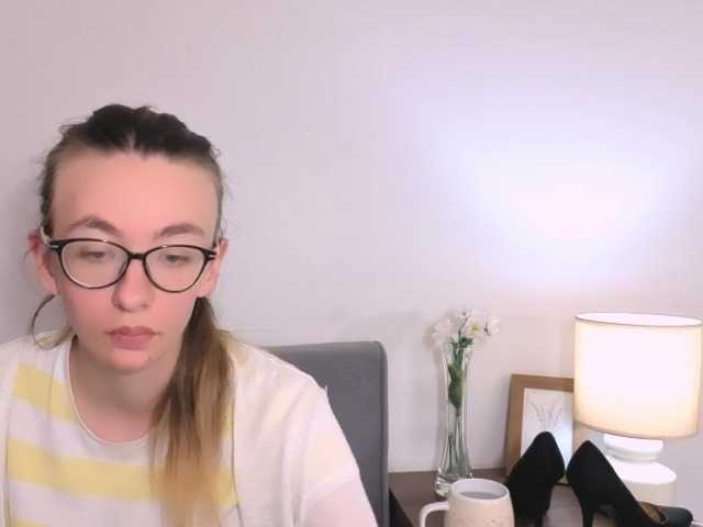AnnaWonderful live webcam show