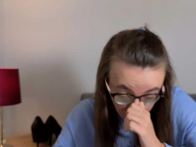 AnnaWonderful live cam on BongaCams