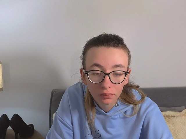 AnnaWonderful live cam on BongaCams