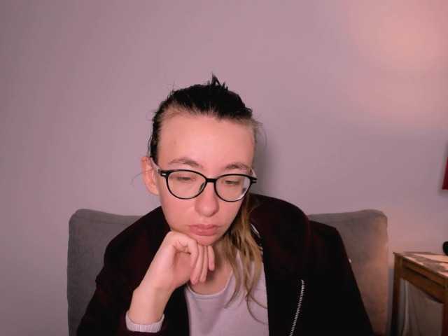 AnnaWonderful live cam on BongaCams