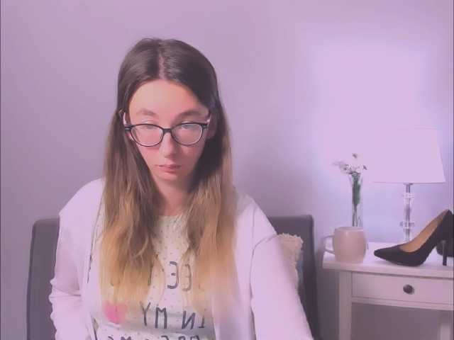AnnaWonderful live webcam show