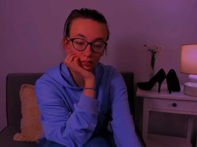 AnnaWonderful live cam on BongaCams