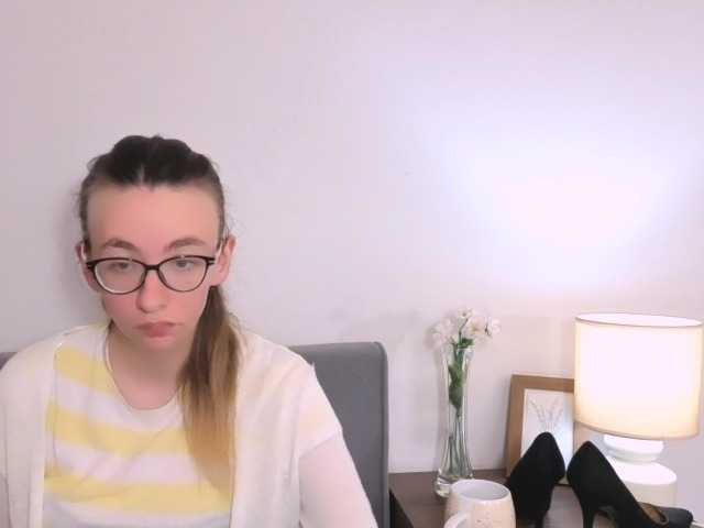 AnnaWonderful live cam on BongaCams