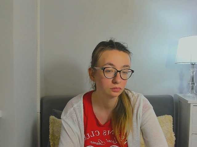 AnnaWonderful live cam on BongaCams
