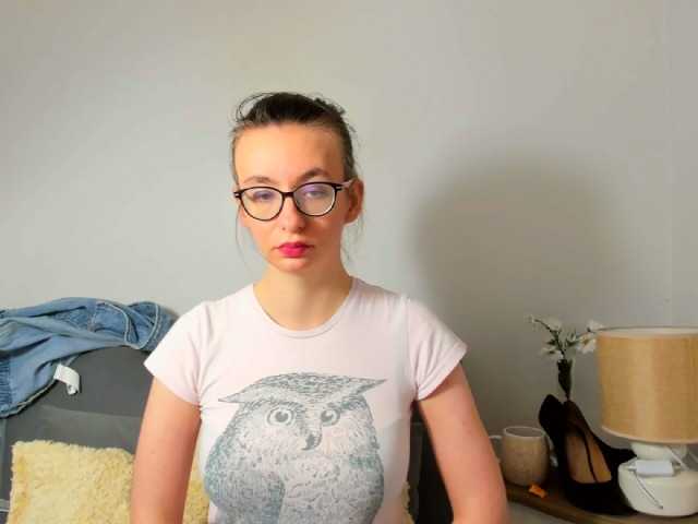 AnnaWonderful live cam on BongaCams