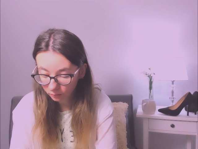 AnnaWonderful live webcam show