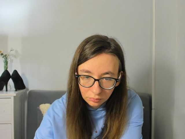AnnaWonderful live cam on BongaCams