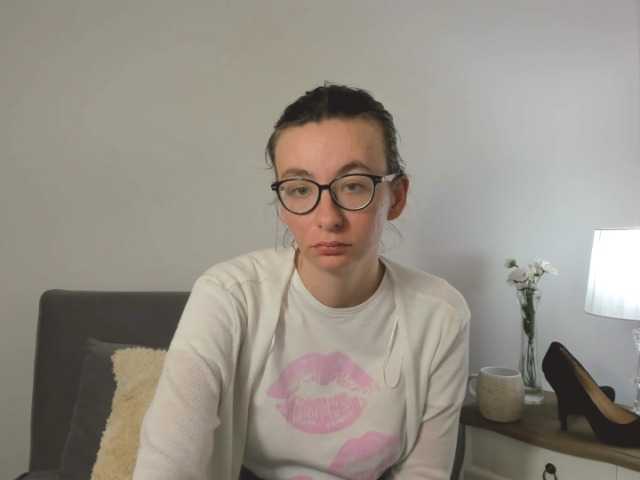AnnaWonderful live cam on BongaCams