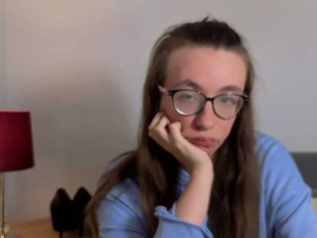 AnnaWonderful live cam on BongaCams