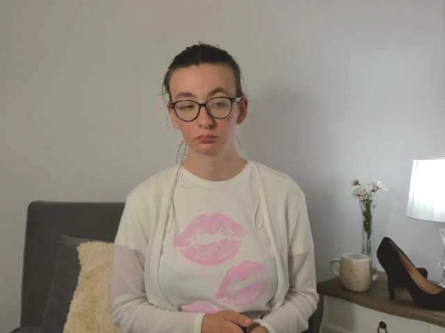AnnaWonderful live cam on BongaCams