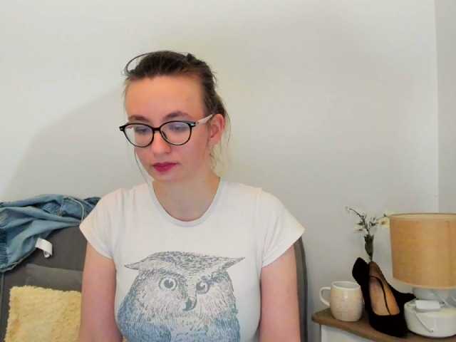 AnnaWonderful live cam on BongaCams