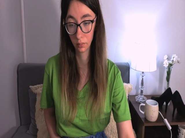 AnnaWonderful live cam on BongaCams