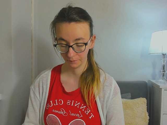 AnnaWonderful live cam on BongaCams