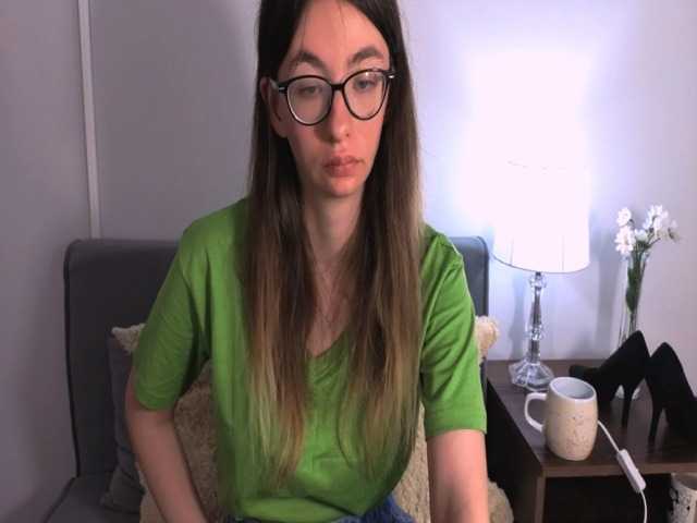 AnnaWonderful live cam on BongaCams