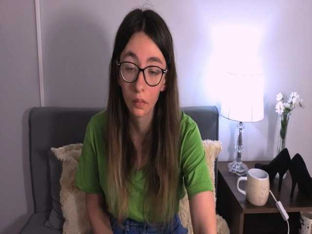 AnnaWonderful live cam on BongaCams