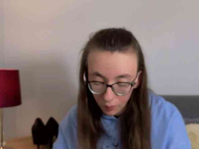 AnnaWonderful webcam