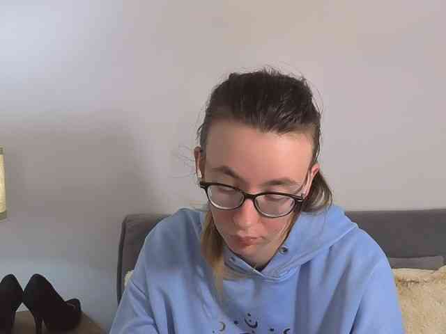 AnnaWonderful webcam