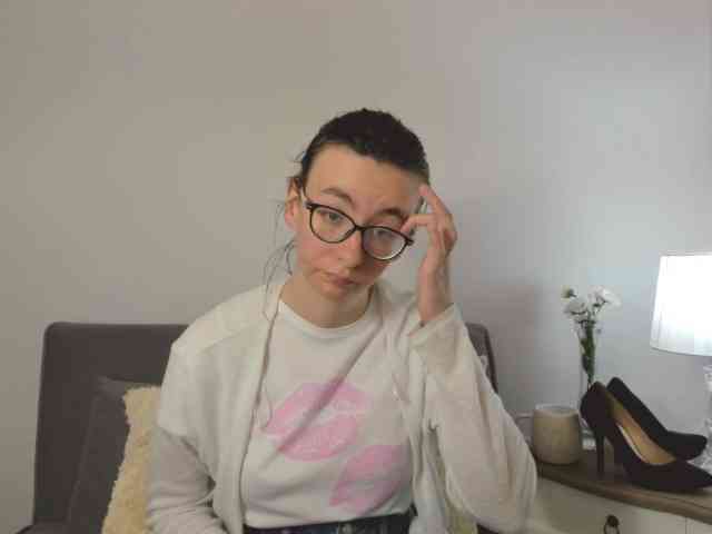 AnnaWonderful Live Webcam on BongaCams