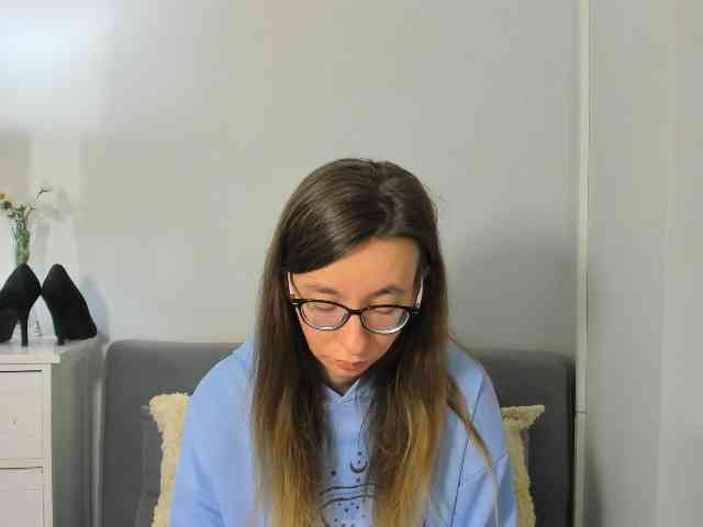 AnnaWonderful webcam