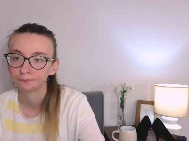 AnnaWonderful webcam